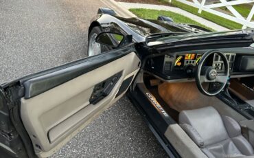 Chevrolet-Corvette-Cabriolet-1989-12