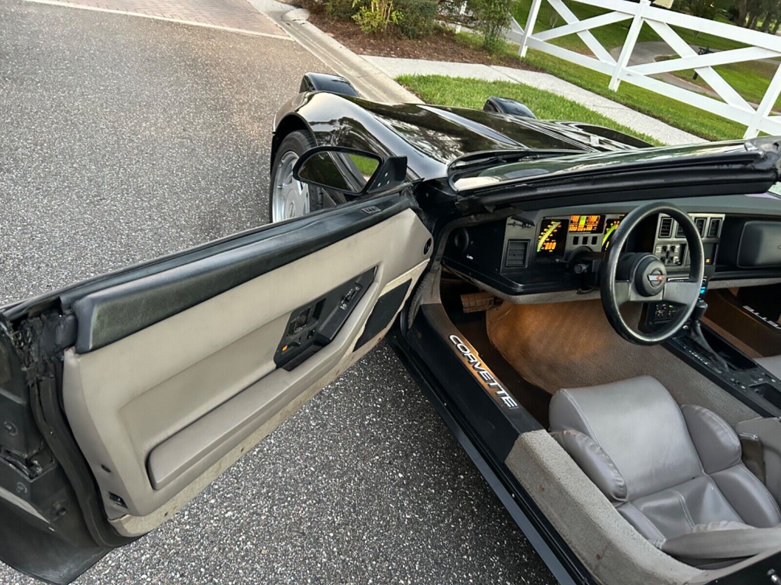 Chevrolet-Corvette-Cabriolet-1989-12