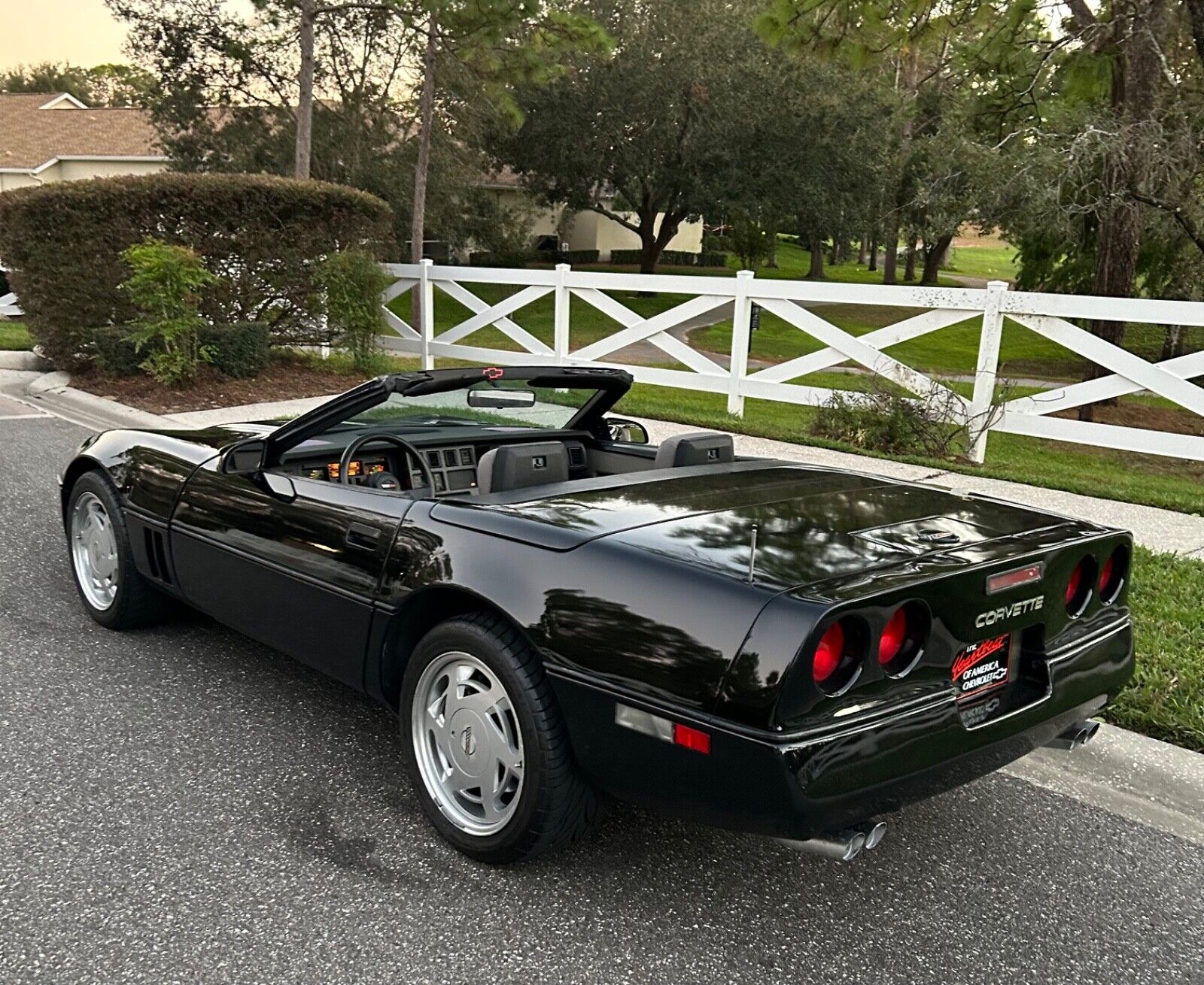 Chevrolet-Corvette-Cabriolet-1989-15