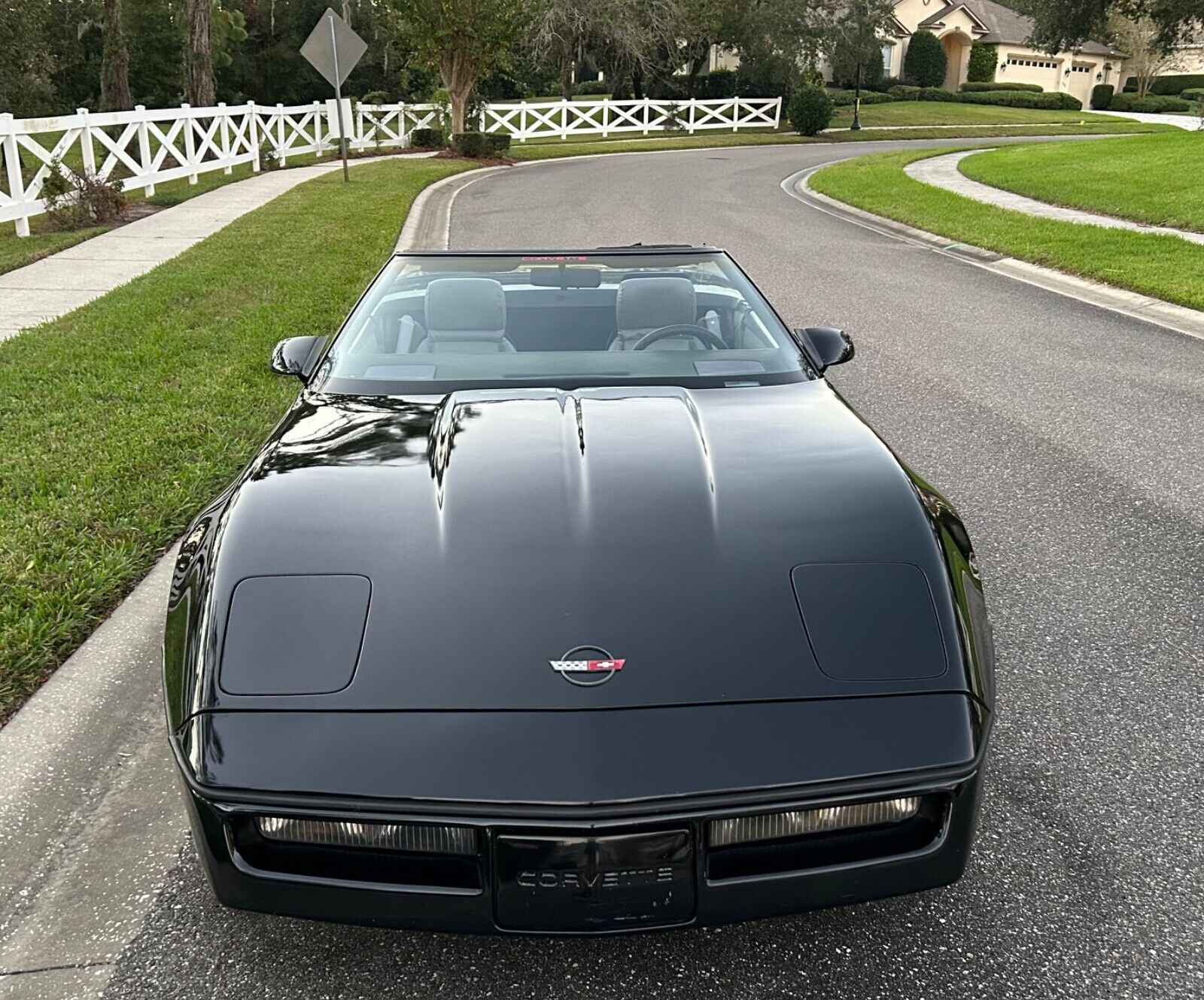 Chevrolet-Corvette-Cabriolet-1989-3