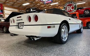 Chevrolet-Corvette-Cabriolet-1989-33