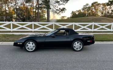 Chevrolet-Corvette-Cabriolet-1989-35