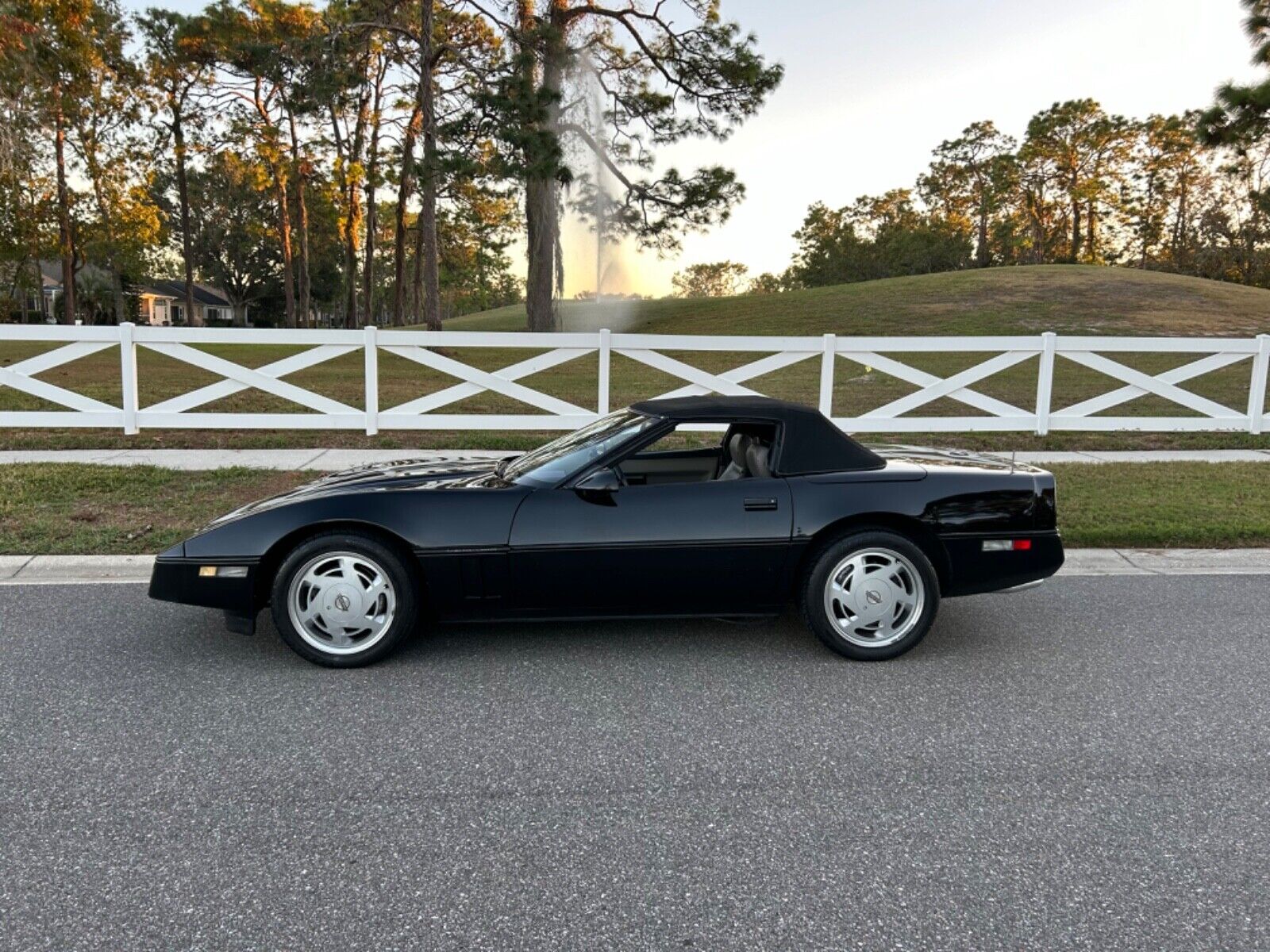 Chevrolet-Corvette-Cabriolet-1989-35