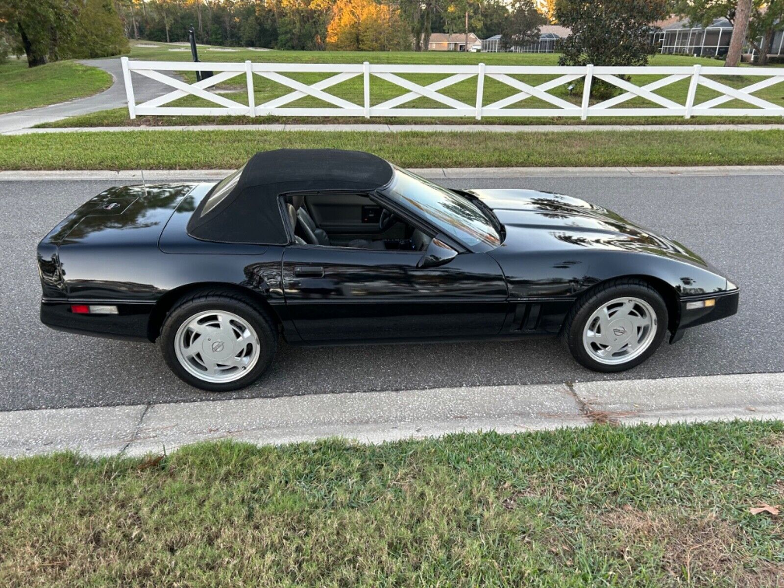 Chevrolet-Corvette-Cabriolet-1989-36