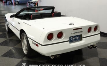 Chevrolet-Corvette-Cabriolet-1989-7