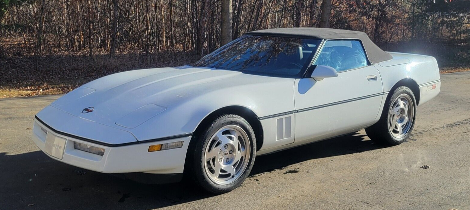 Chevrolet-Corvette-Cabriolet-1990-1