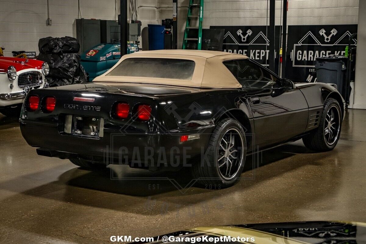 Chevrolet-Corvette-Cabriolet-1992-11