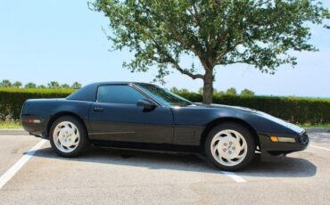 Chevrolet-Corvette-Cabriolet-1993-2