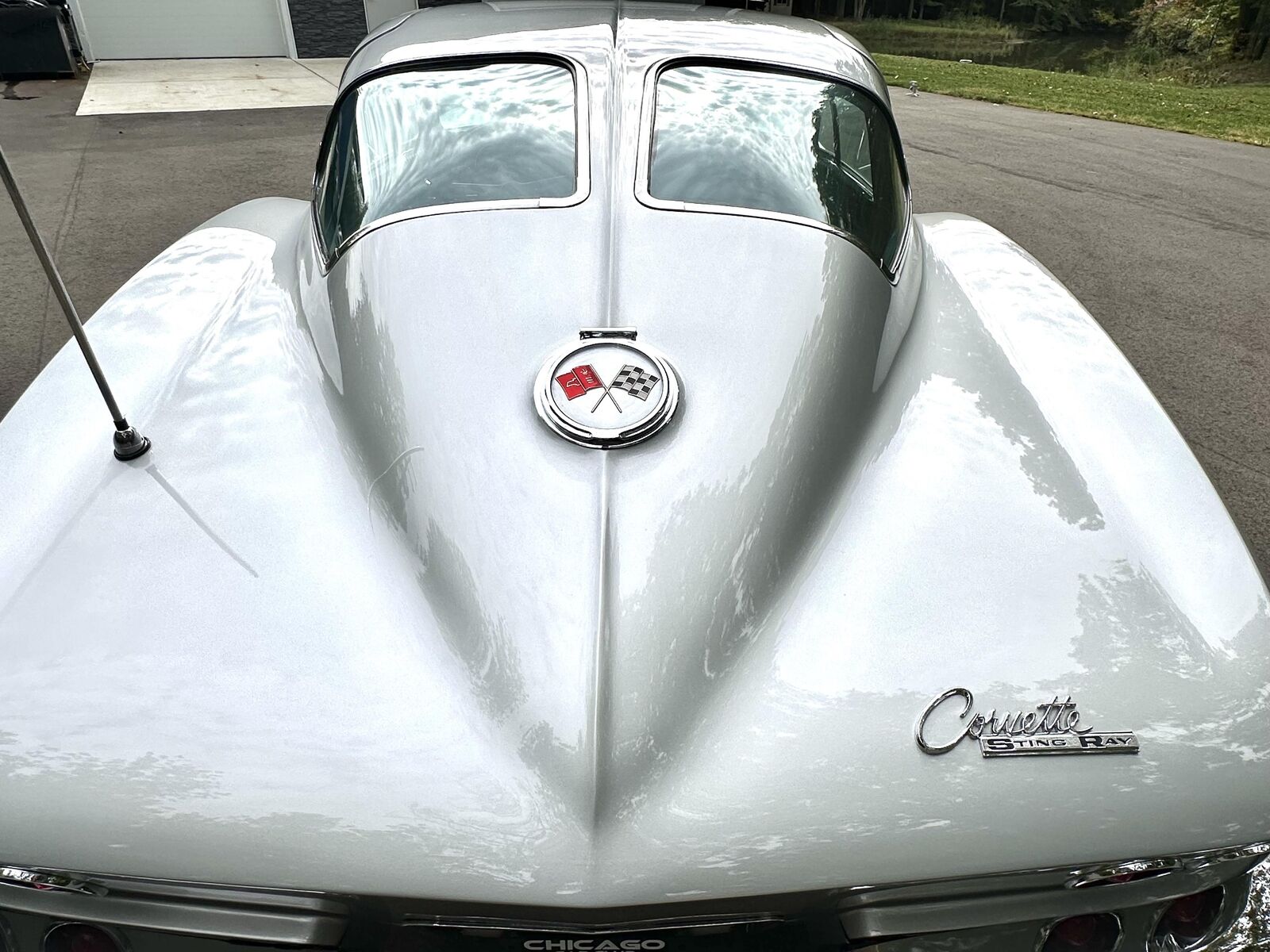 Chevrolet-Corvette-Coupe-1963-11