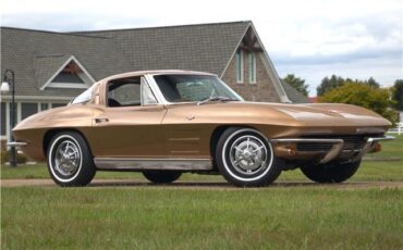 Chevrolet-Corvette-Coupe-1963-31