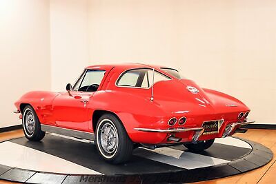 Chevrolet-Corvette-Coupe-1963-4