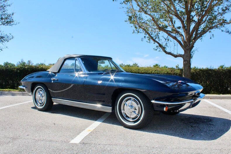 Chevrolet-Corvette-Coupe-1963-5