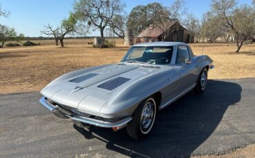 Chevrolet-Corvette-Coupe-1963-5