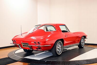 Chevrolet-Corvette-Coupe-1963-8