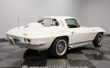 Chevrolet-Corvette-Coupe-1964-12