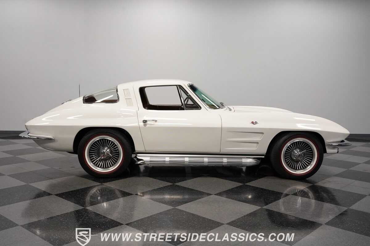 Chevrolet-Corvette-Coupe-1964-14