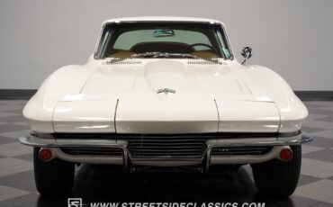 Chevrolet-Corvette-Coupe-1964-17