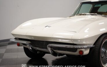 Chevrolet-Corvette-Coupe-1964-19