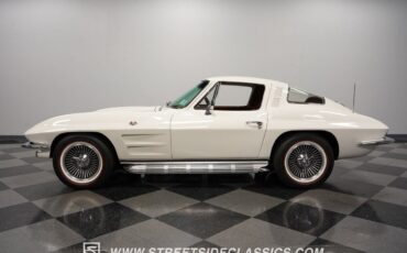 Chevrolet-Corvette-Coupe-1964-2