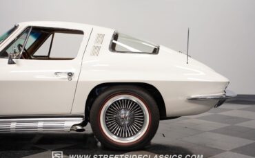 Chevrolet-Corvette-Coupe-1964-24