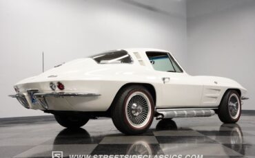 Chevrolet-Corvette-Coupe-1964-27