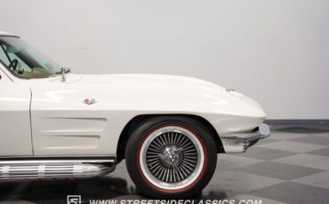 Chevrolet-Corvette-Coupe-1964-30