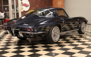 Chevrolet-Corvette-Coupe-1964-5