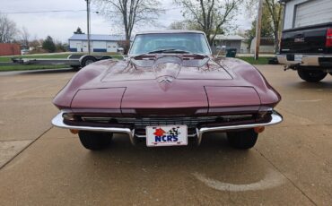 Chevrolet-Corvette-Coupe-1965-1