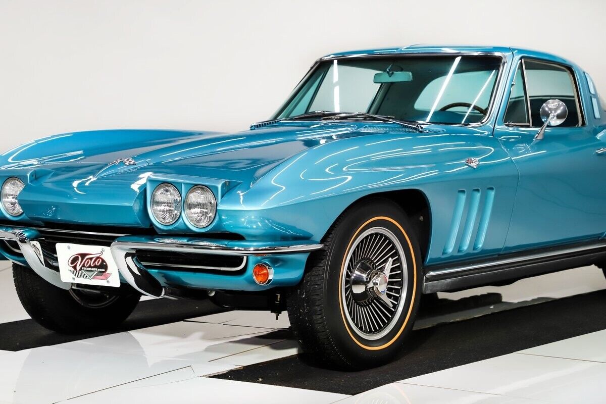 Chevrolet-Corvette-Coupe-1965-11