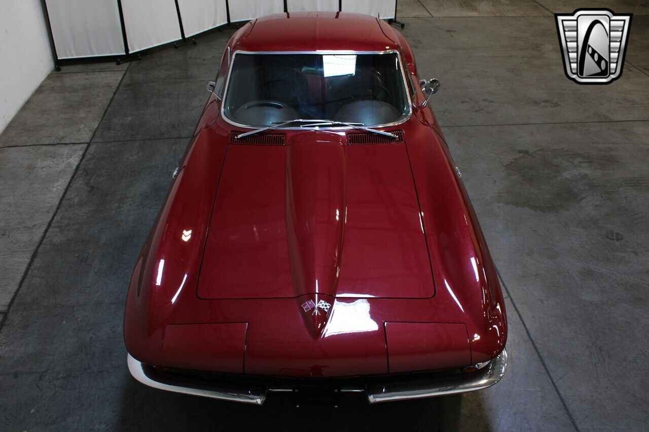 Chevrolet-Corvette-Coupe-1965-7