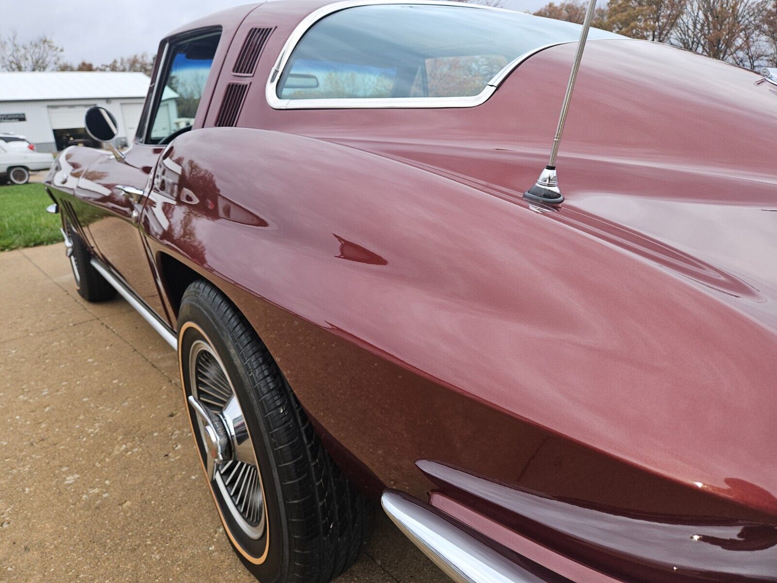 Chevrolet-Corvette-Coupe-1965-8