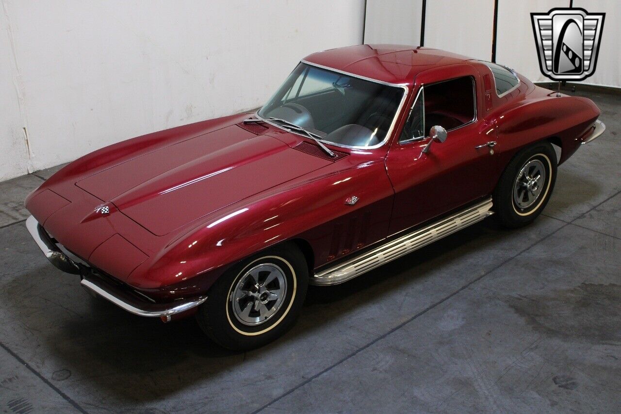 Chevrolet-Corvette-Coupe-1965-8