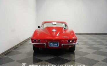 Chevrolet-Corvette-Coupe-1966-11