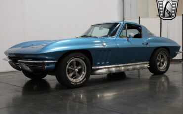 Chevrolet-Corvette-Coupe-1966-11