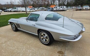 Chevrolet-Corvette-Coupe-1966-13