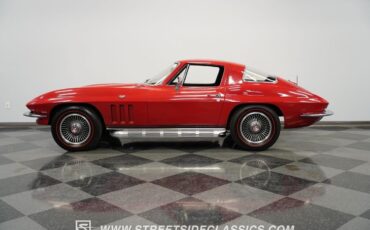 Chevrolet-Corvette-Coupe-1966-2