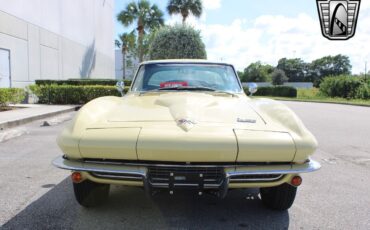 Chevrolet-Corvette-Coupe-1966-2