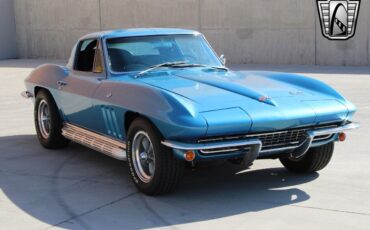 Chevrolet-Corvette-Coupe-1966-4