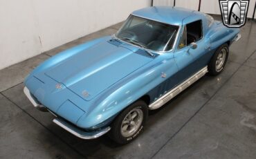 Chevrolet-Corvette-Coupe-1966-7