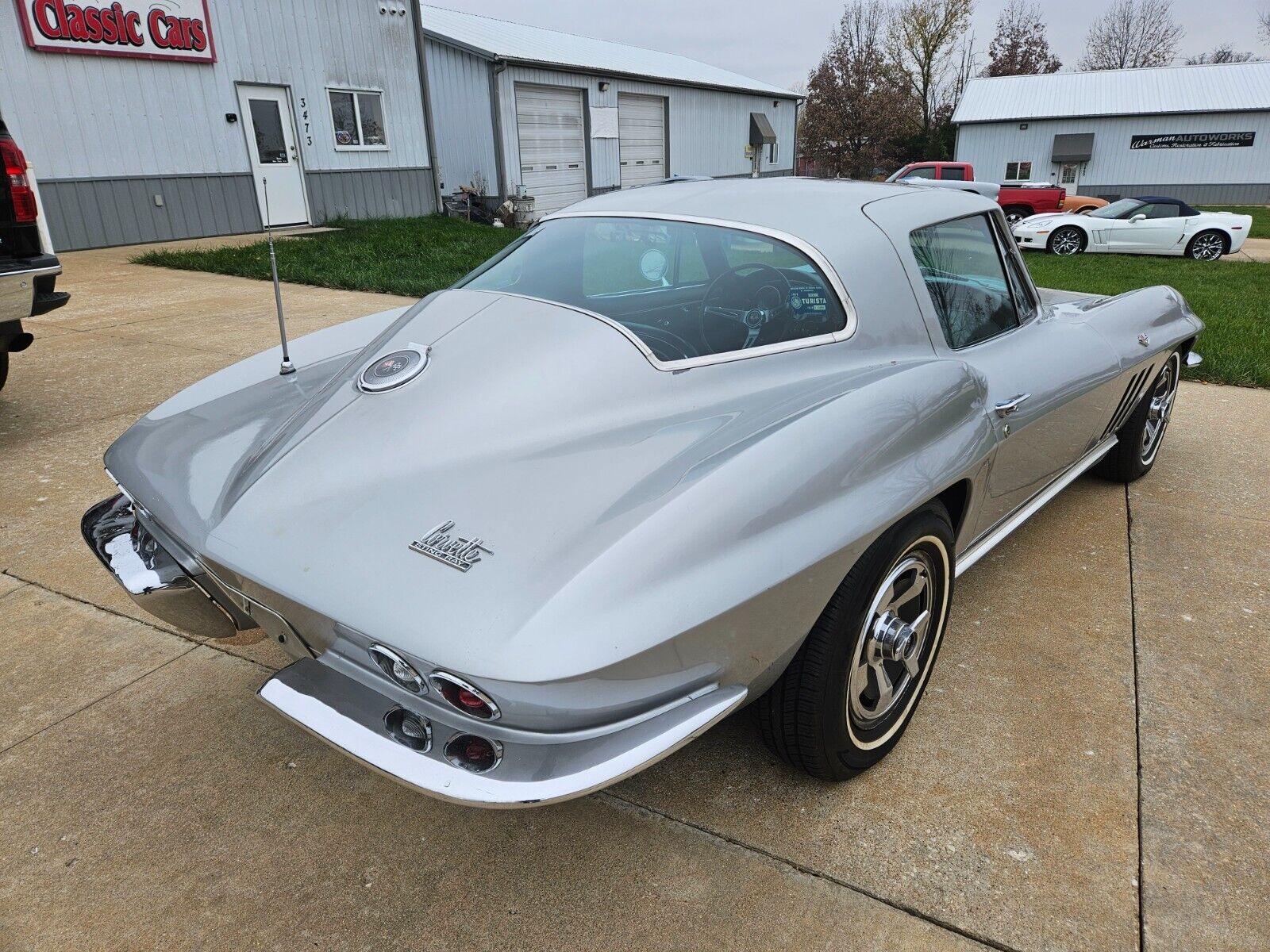 Chevrolet-Corvette-Coupe-1966-7