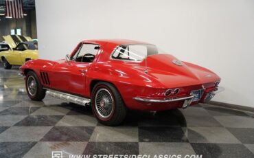 Chevrolet-Corvette-Coupe-1966-8