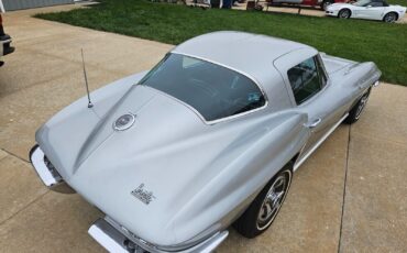 Chevrolet-Corvette-Coupe-1966-8