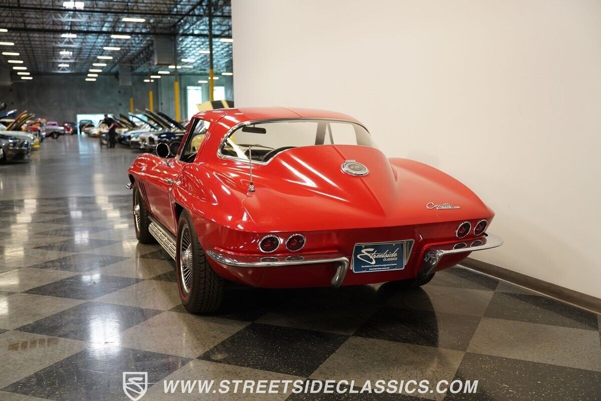 Chevrolet-Corvette-Coupe-1966-9