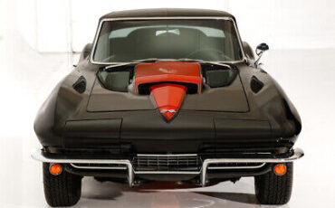 Chevrolet-Corvette-Coupe-1967-1