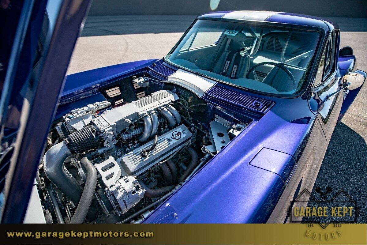 Chevrolet-Corvette-Coupe-1967-10