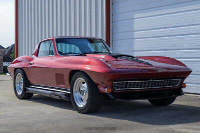 Chevrolet-Corvette-Coupe-1967-11