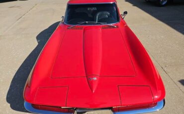 Chevrolet-Corvette-Coupe-1967-2