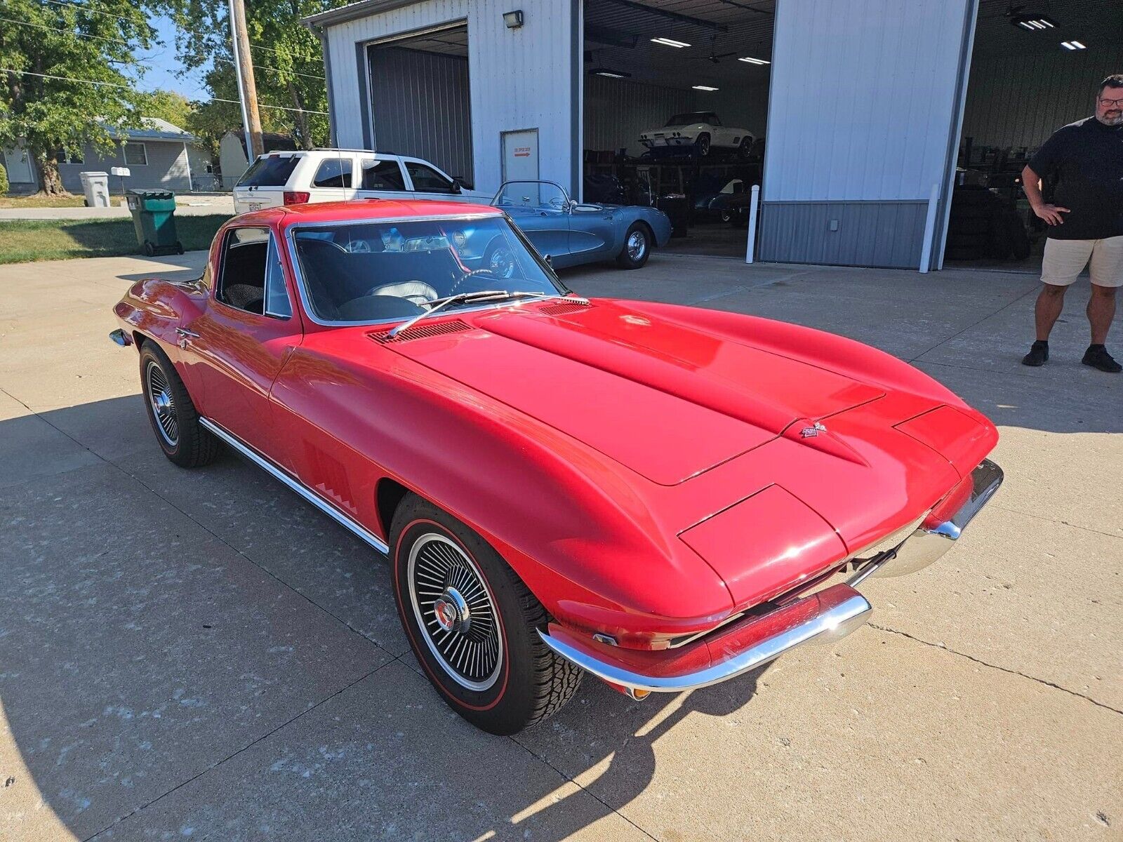 Chevrolet-Corvette-Coupe-1967-3