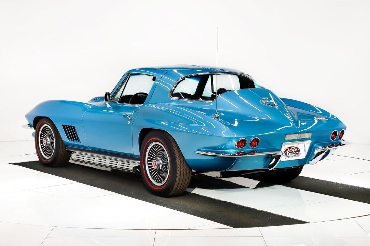 Chevrolet-Corvette-Coupe-1967-6