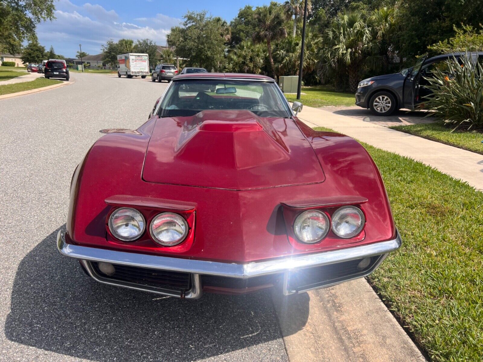 Chevrolet-Corvette-Coupe-1968-1